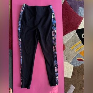 Talbots leggings with floral side size Medium